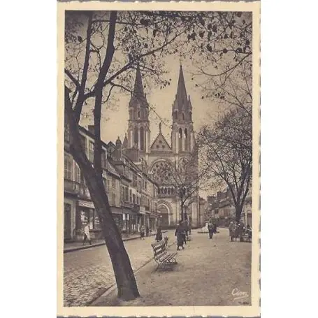 Carte postale 03 - Moulins - le sacre coeur Édition Limitée