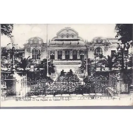 Carte postale 03 - Vichy - La facade du Casino Dernière Chance