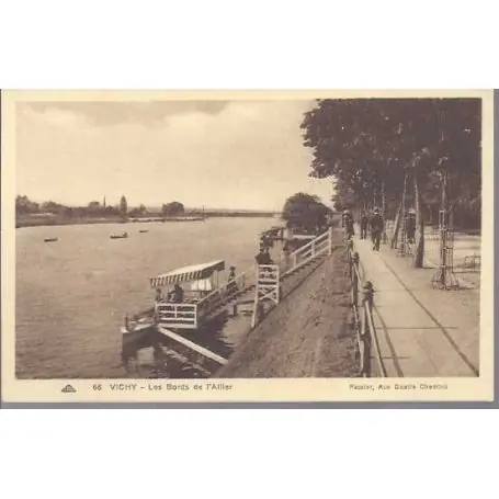 Promotion Saisonnière Carte postale 03 - Vichy - les bords de l'Allier