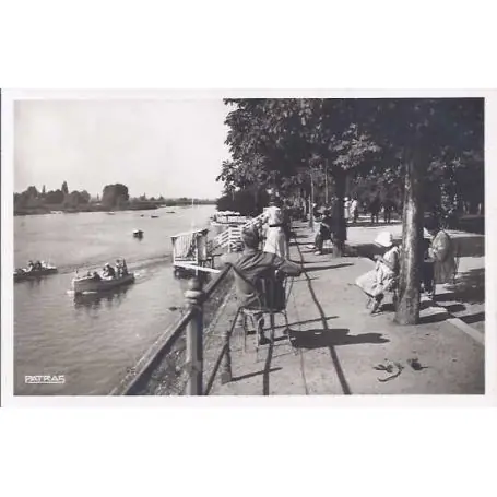 Populaire Carte postale 03 - Vichy - Sur les rives de l'Allier