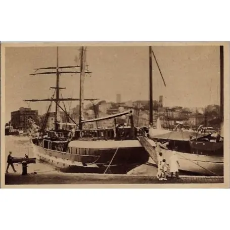 Carte postale 06 - Cannes - Le port - Non voyage - Dos divise... Garantie Incluse