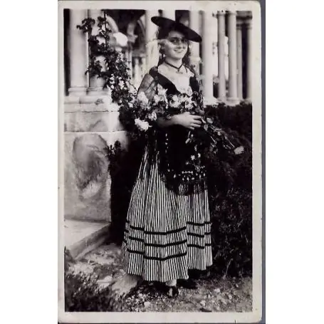 Carte postale 06 - Cote d'Azur - femme en Costume du pays - Voyage - Dos divise Édition Limitée