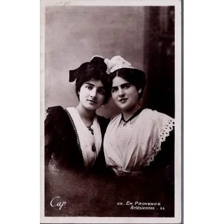 Commande En Gros Carte postale 13 - En provence - Arlesiennes - Non voyage - Dos divise