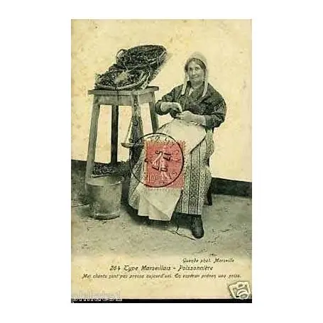 Carte postale 13 - Type Marseillais - La Poissonniere Affaire À Saisir