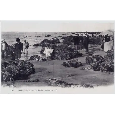 Carte postale 14 - Trouville - Les roches noires - Non voyage - Dos divise... Offre Du Jour
