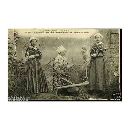 Vente Directe Carte postale 14 - Types et costumes - Trois amies au Rouet