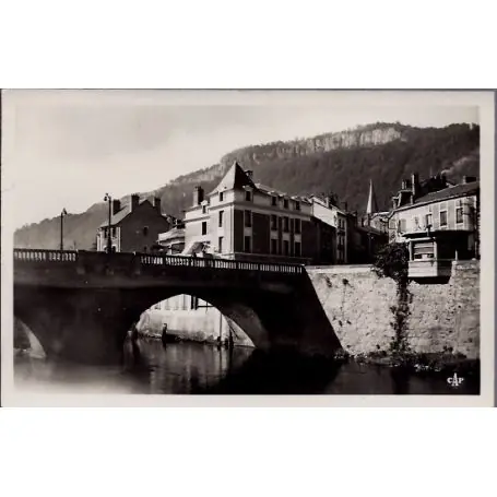 Remise Carte postale 15 - Bort-les-Orgues - Le pont - Voyage - Dos divise...