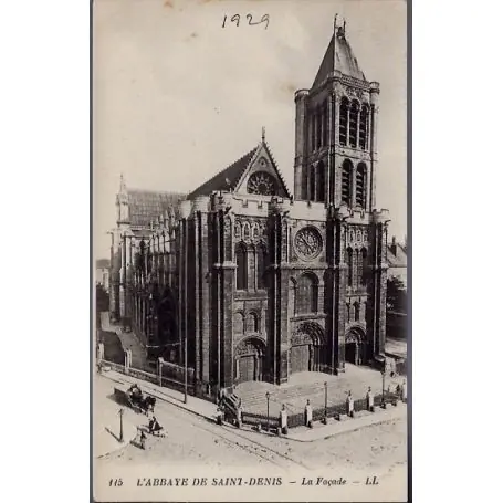 Carte postale 15 - L' Abbaye de Saint-Denis - La facade - Non voyage - Dos divise... Authentique