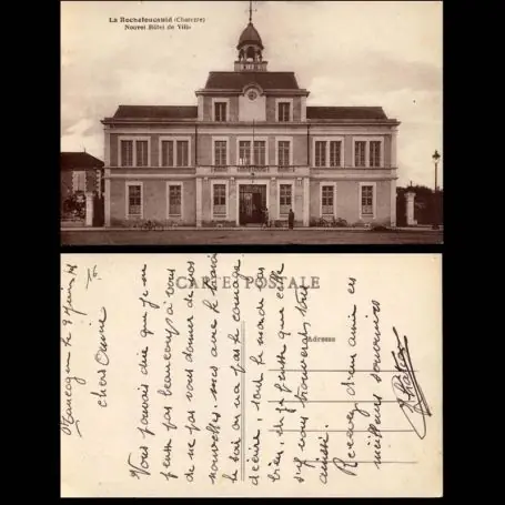 Carte postale 16 - La Rochefoucauld - Nouvel Hotel de ville Soldes