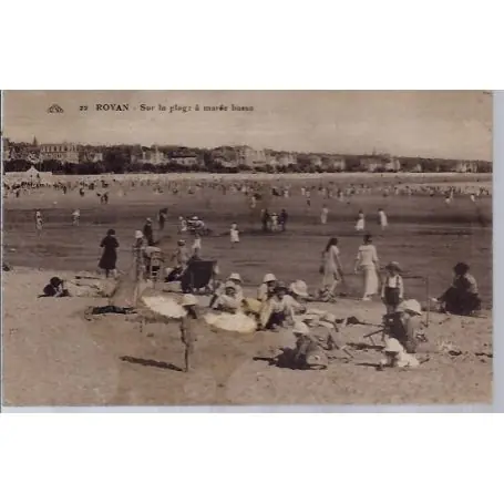 Carte postale 17 - Royan - Sur la plage a maree basse - Voyage - Dos divise... Seulement Aujourd’hui