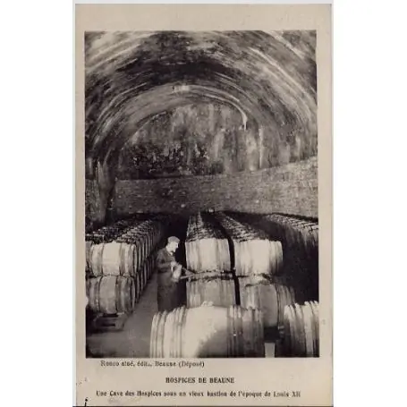 Carte postale 21 - Hospices de Beaune - Une cave des Hospices sous un vieux bastion de l'epo Bon Plan