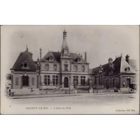 Carte postale 28 - Nogent-le-Roi - L' Hotel de Ville - Non voyage - Dos non divise... Soldes