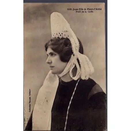 Authentique Carte postale 29 - Pont-l'Abbe - Jeune fille de Pont-l'Abbe - Profil de la coiffe - Voyag...