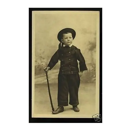 Vente Flash Carte postale 29 - Pont-l'Abbe - Un jeune Bigouden