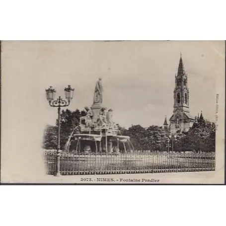 Carte postale 30 - Nimes - Fontaine Pradier - Non voyage - Dos non divise... Livraison Express