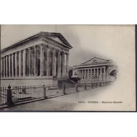 Carte postale 30 - Nimes - maison carree - Non voyage - Dos non divise... Original