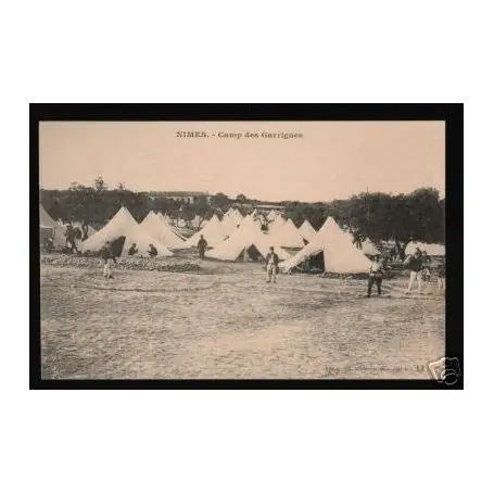Prix Bas Carte postale 30- NIMES - CAMP DES GARRIGUES - ANIMEE