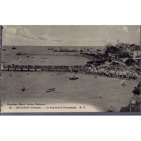 Carte postale 33 - Arcachon - le boulevard-promenade - Non voyage - Dos divise... Top Vente