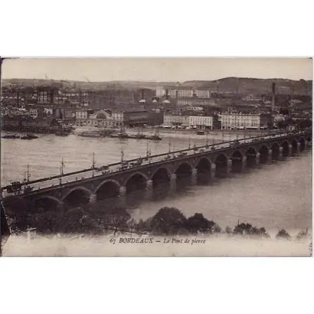 Carte postale 33 - Bordeaux - Le Pont de pierre - Voyage - Dos divise Populaire
