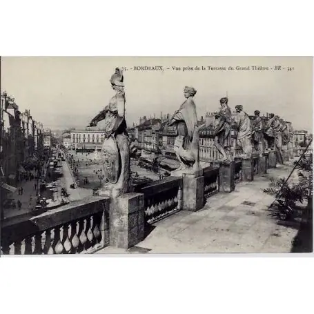 Carte postale 33 - Bordeaux - Vue prise de la terrasse du grand theatre - Non voyage - Dos d Produit De Marque