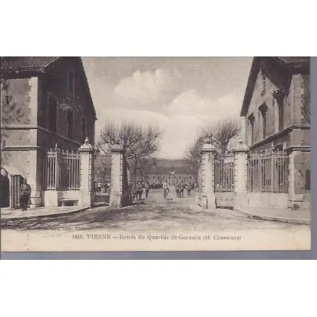 Carte postale 38 - Vienne - Entree du qtier St-Germain Usine Directe