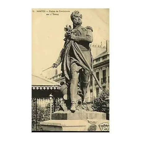 Carte postale 44 - Nantes - Statue de Cambronne par J. Debay Usine Directe