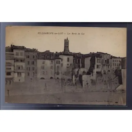 Carte postale 46 - Villeneuve-sur-Lot - Les bords du Lot - Voyage - Dos divise... Tendance