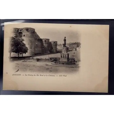 Expédition Rapide Carte postale 49 - Angers - La statue du Roi Rene et le chateau - Non voyage - Dos non di...