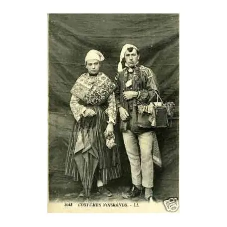 Original Carte postale 50 - Couple en costumes normands