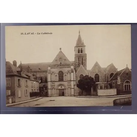 Carte postale 53 - Laval - La Cathedrale - Non voyage - Dos divise En Vogue