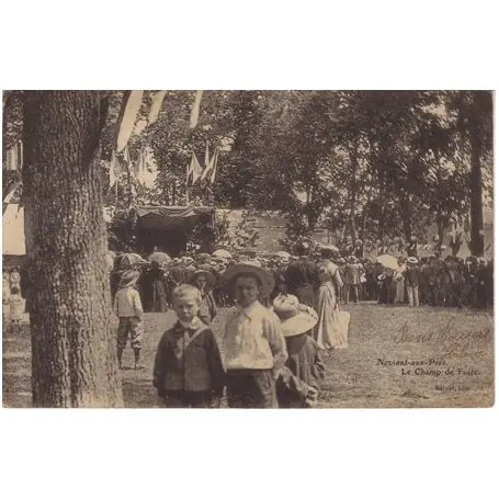 Carte postale 54 - Noviant aux Pres - Le champ de foire Soldes