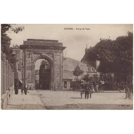 Meilleur Choix Carte postale 58 - Nevers - Porte de Paris - Animee