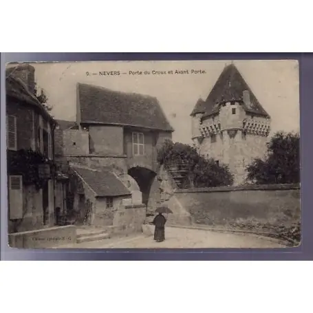 Affaire À Saisir Carte postale 58 - Nevers - Porte du Croux et avant Porte - Voyage - Dos divise