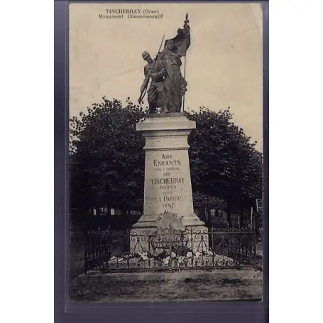 Original Carte postale 61 - Tinchebray - Monument commemoratif - Voyage - Dos divise
