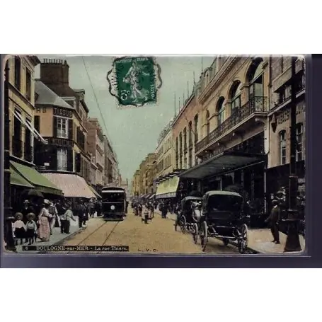 Carte postale 62 - Boulogne-sur-Mer - La rue Thiers - Voyage - Dos divise Paiement Sécurisé