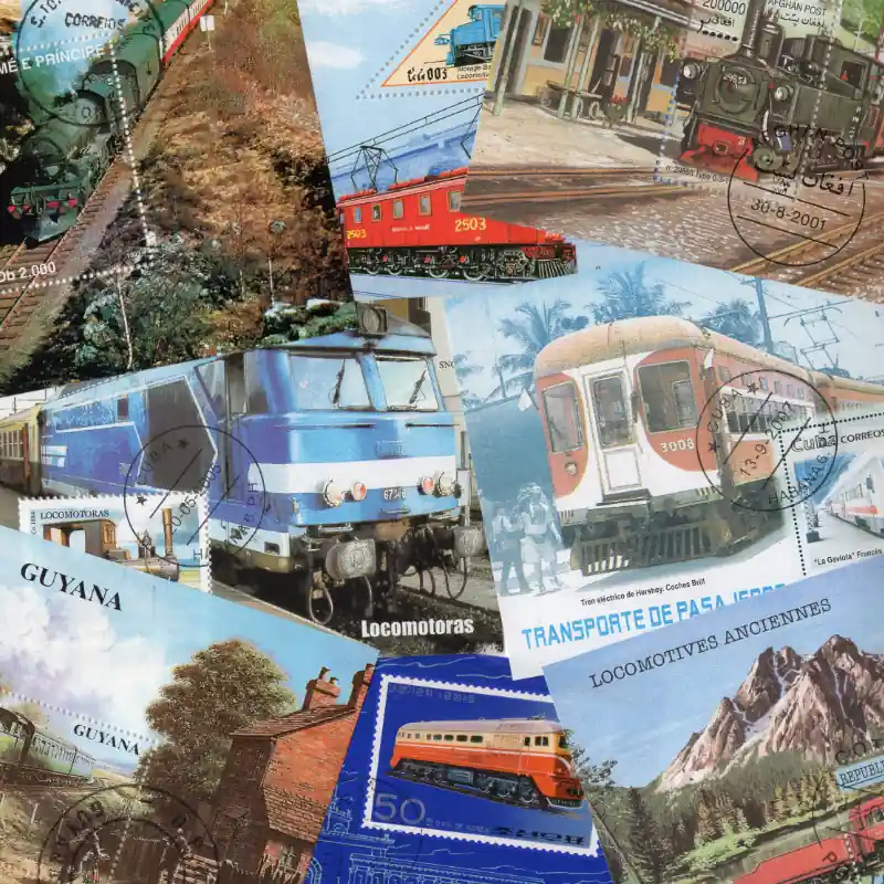 Nouvelle Collection Trains 25 blocs-feuillets de timbres thématiques.
