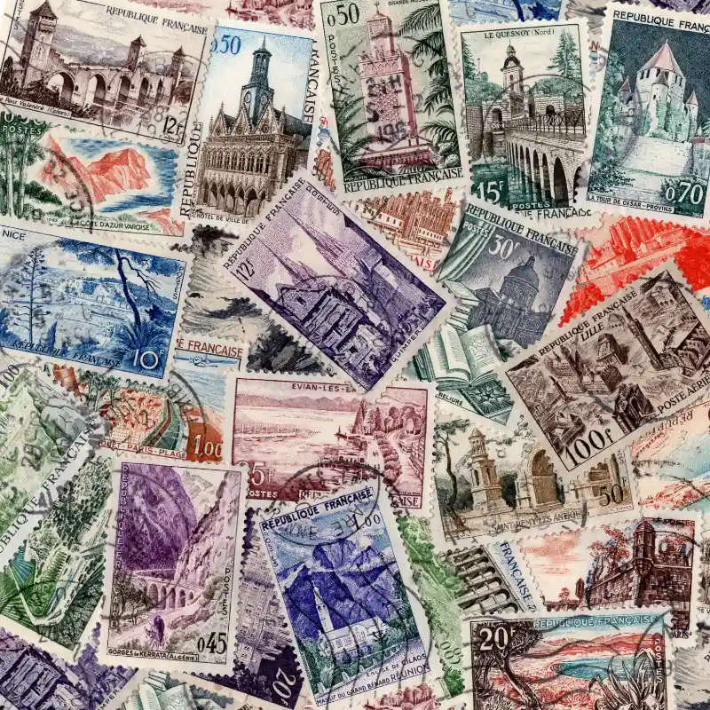 Promotion Timbres de France Sites et monuments tous différents.