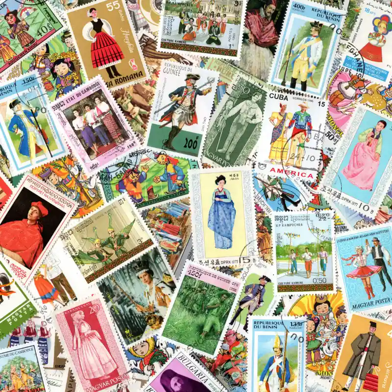 Quantité Limitée Costumes timbres thématiques tous différents.