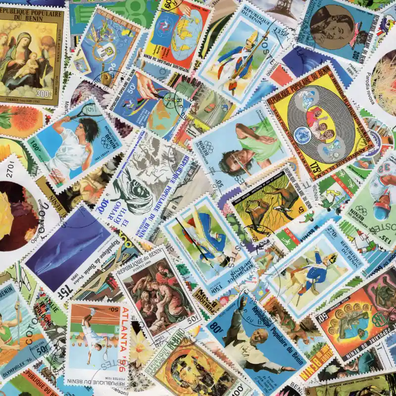 Bénin 100 timbres de collection tous différents. Meilleur Prix