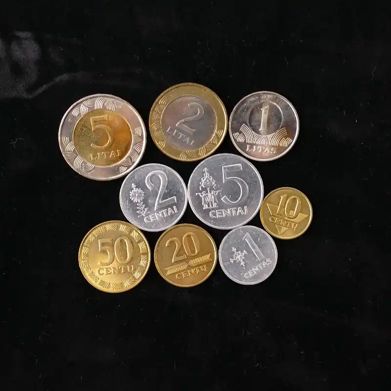 Top Vente Lituanie 9 monnaies de collection.