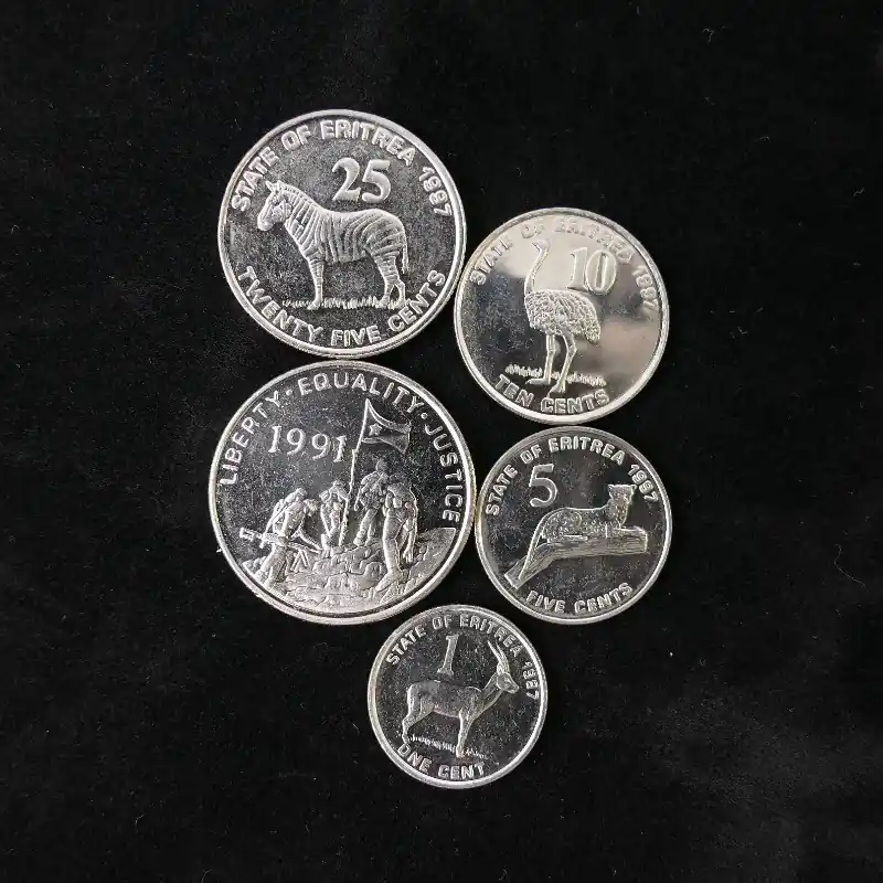 Érythrée 5 monnaies de collection. Commander Vite