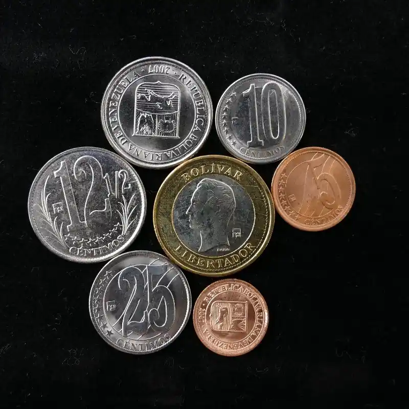 Nouvel Arrivage Venezuela 7 monnaies de collection.