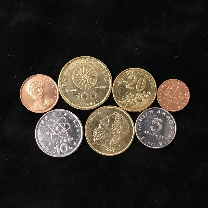 Marque Grèce 7 monnaies de collection.