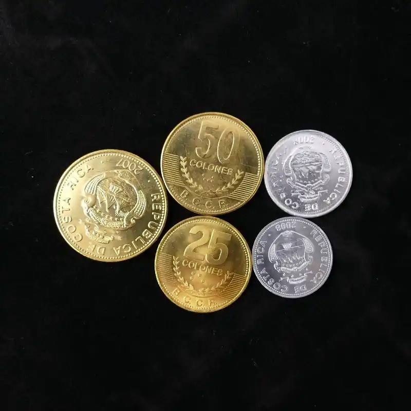 Costa Rica 5 monnaies de collection. Livraison Express