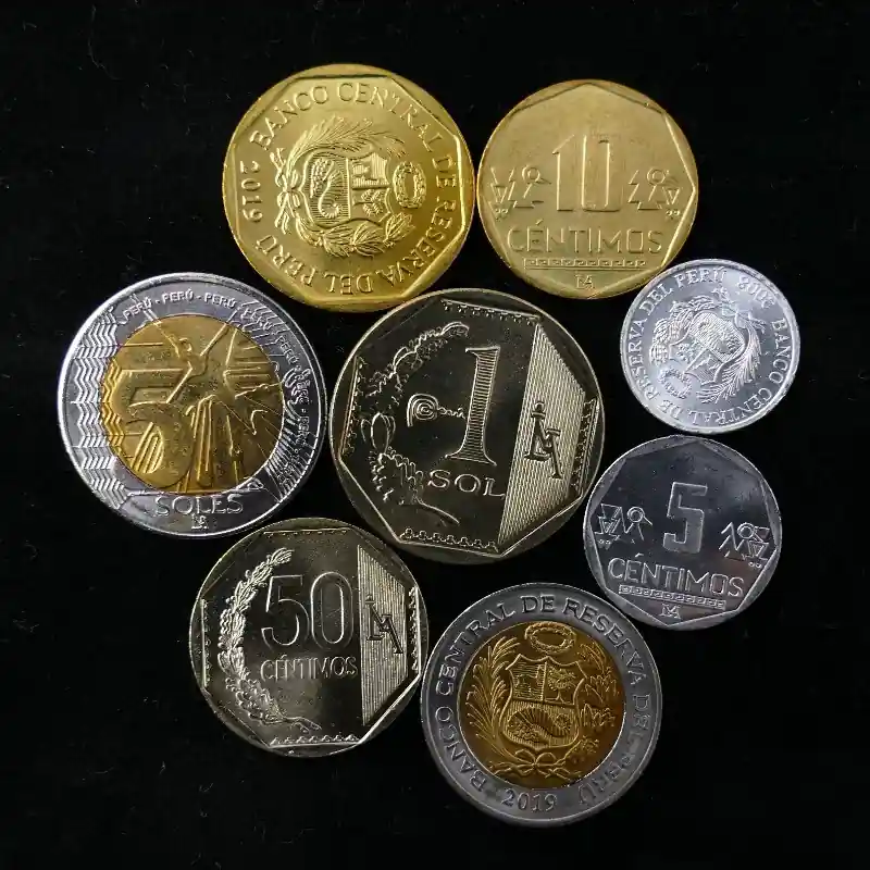 Pérou 8 monnaies de collection. Usine Directe