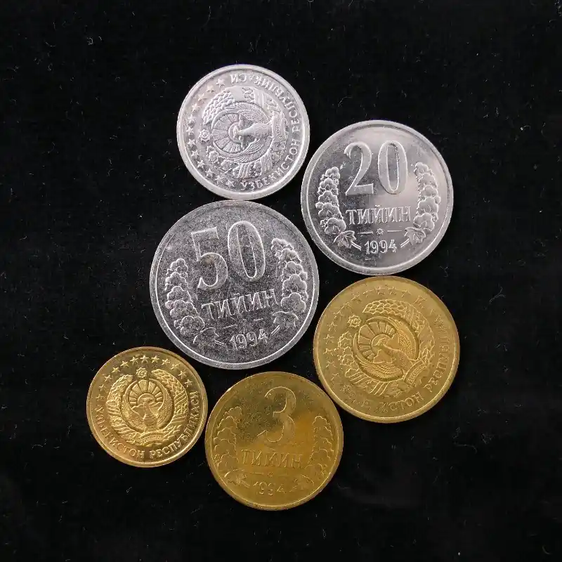Expédition Rapide Ouzbékistan 6 monnaies de collection.