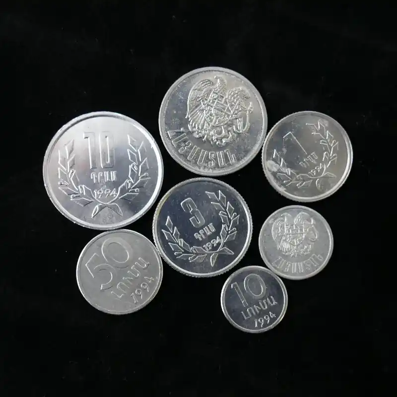 Arménie 7 monnaies de collection. Livraison Gratuite