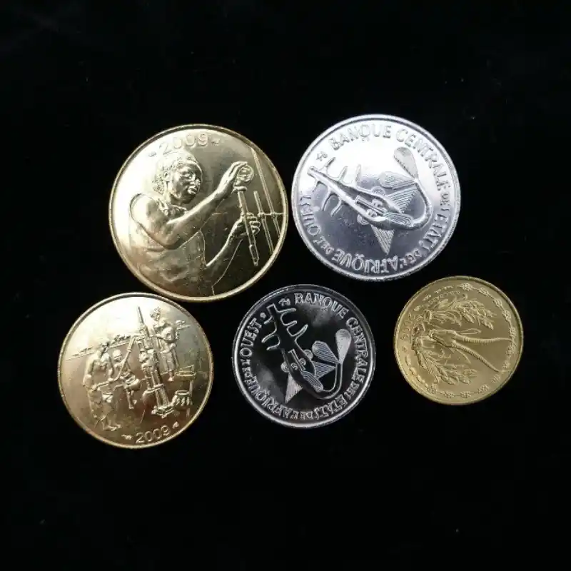 Afrique de l'Ouest 5 monnaies de collection. Jusqu’à Épuisement Des Stocks