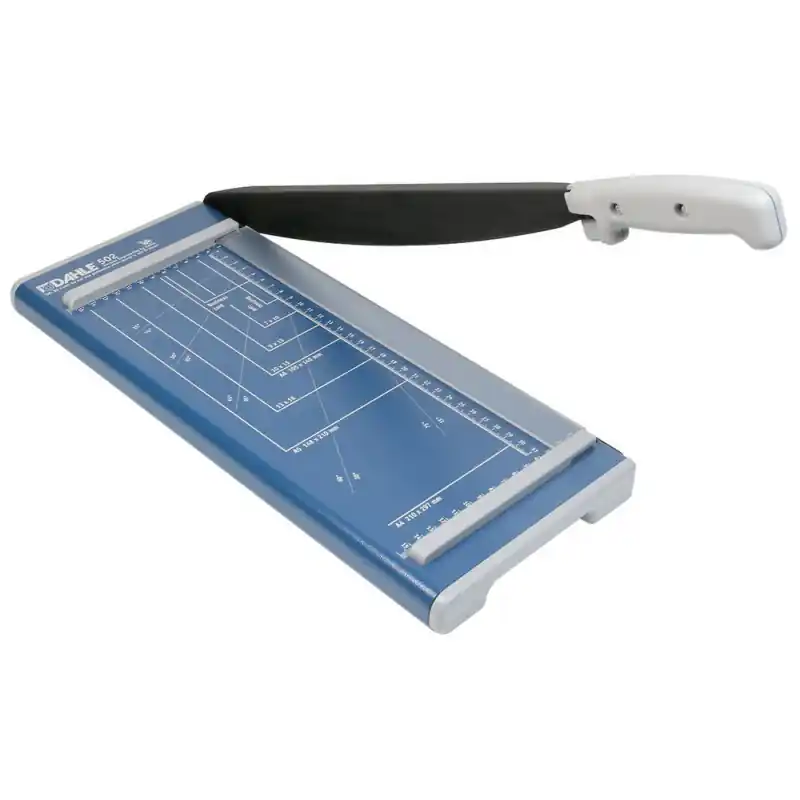 Offre Limitée Massicot compact avec table de travail métallique, format A4.