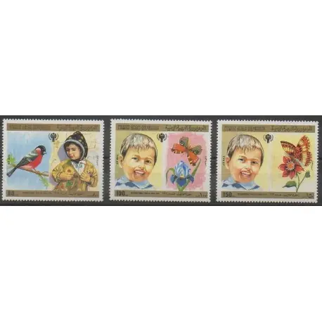 Acheter Direct Yémen - République arabe - 1980 - No PA171/PA173 - Enfance - Insectes - Oiseaux
